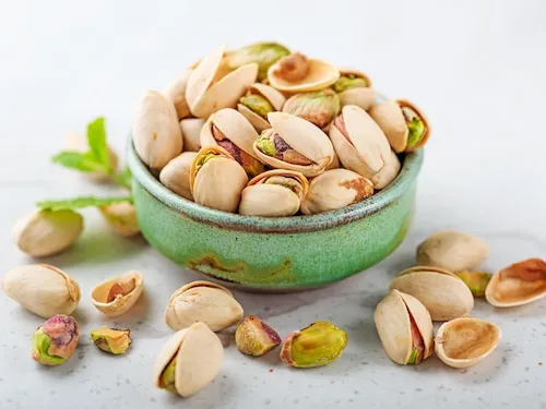 قیمت خرید پسته سیرجان تازه + راهنمای استفاده