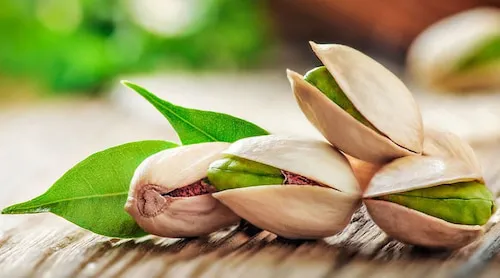 قیمت خرید پسته ممتاز زرند + عکس